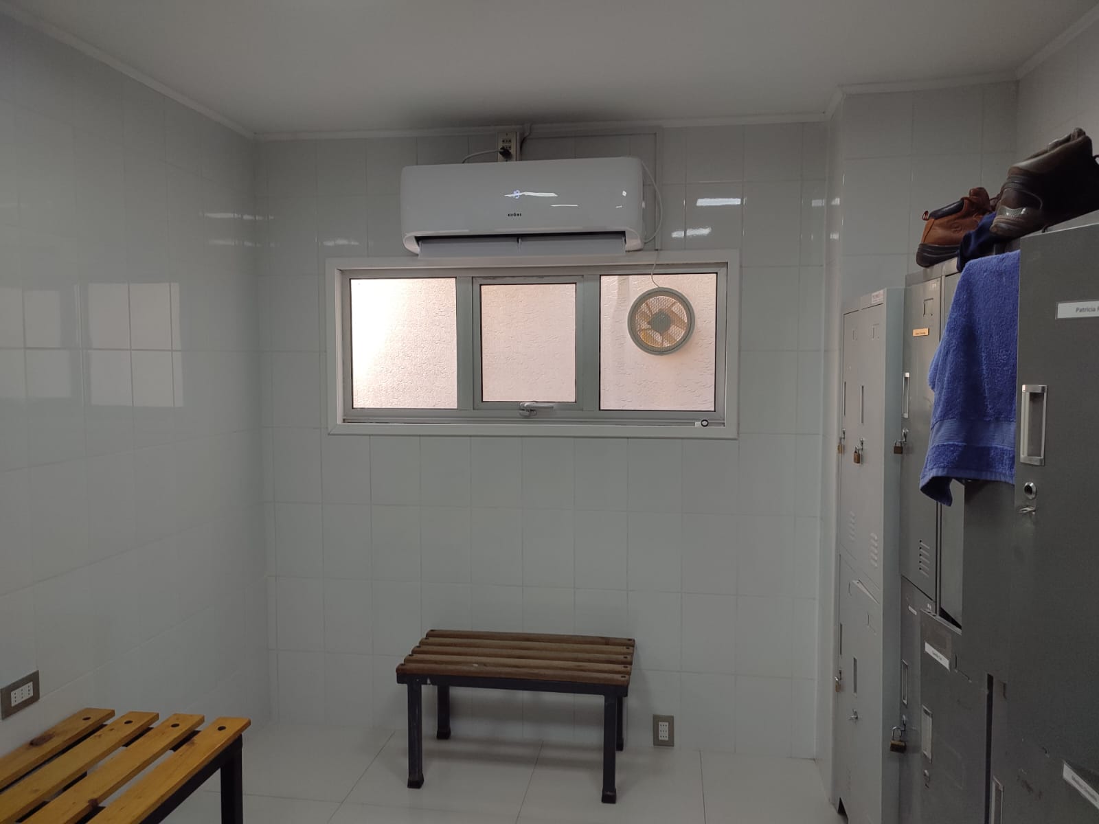 a28b2827-7be1-497a-a386-c17d27579ad9