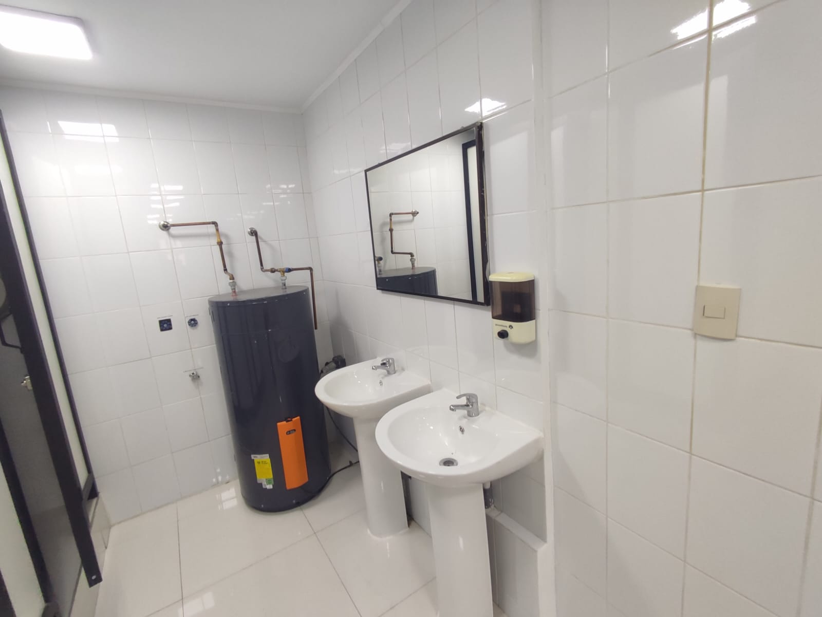 c3a61dc6-f781-4e3a-9e0f-b64f4ec6e275